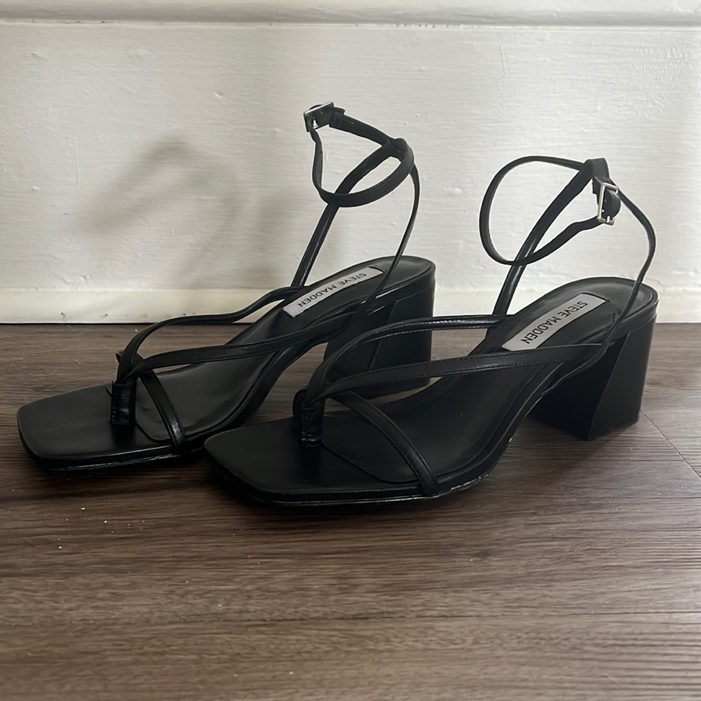 Steve Madden strappy heel